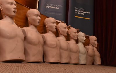 Una cincuentena de participantes tuvo el Taller de RCP realizado por el Departamento de Enfermería