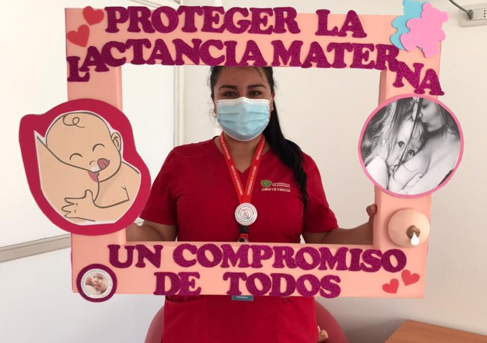 NUEVA EGRESADA DE LA CARRERA DE OBSTETRICIA Y PUERICULTURA UDA