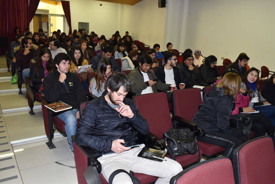 Un Centenar de profesionales participaron en seminario sobre Neurorehabilitación.
